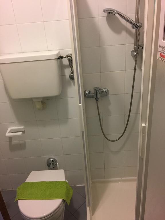 Lake & Castle View Apartment 加尔达湖滨 外观 照片